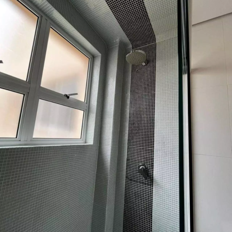 Apartamento mobiliado com 2 quartos, 185 m², à venda por R$ 1.950.000
