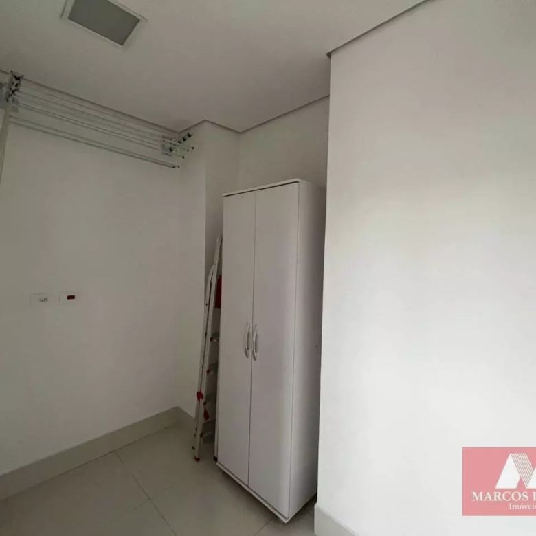 Apartamento mobiliado com 2 quartos, 185 m², à venda por R$ 1.950.000