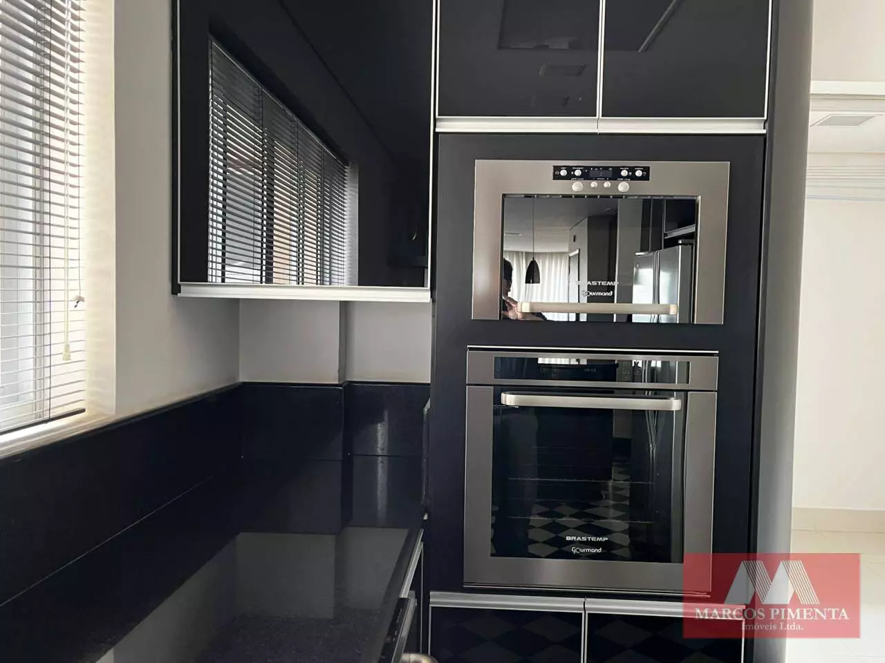 562fe28d914acec73fe651a1 Apartamento mobiliado com 2 quartos, 185 m², à venda por R$ 1.950.000