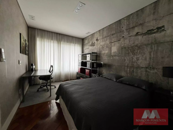 Apartamento mobiliado com 2 quartos, 185 m², à venda por R$ 1.950.000