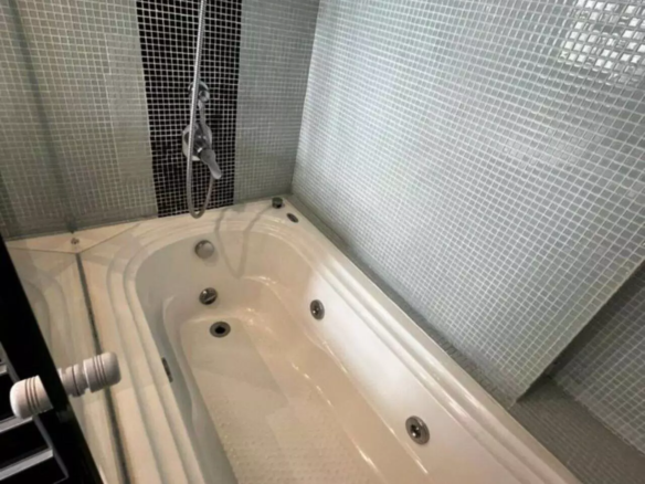 Apartamento mobiliado com 2 quartos, 185 m², à venda por R$ 1.950.000