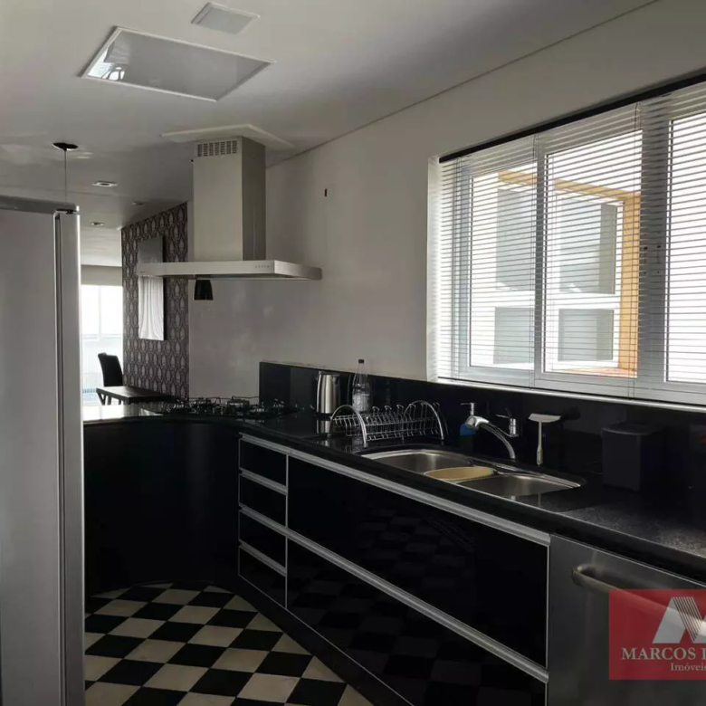 Apartamento mobiliado com 2 quartos, 185 m², à venda por R$ 1.950.000