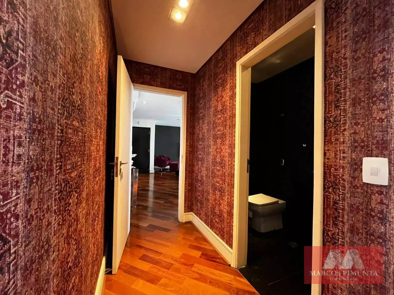 a39056f797e6d0ea4fc89453 Apartamento mobiliado com 2 quartos, 185 m², à venda por R$ 1.950.000