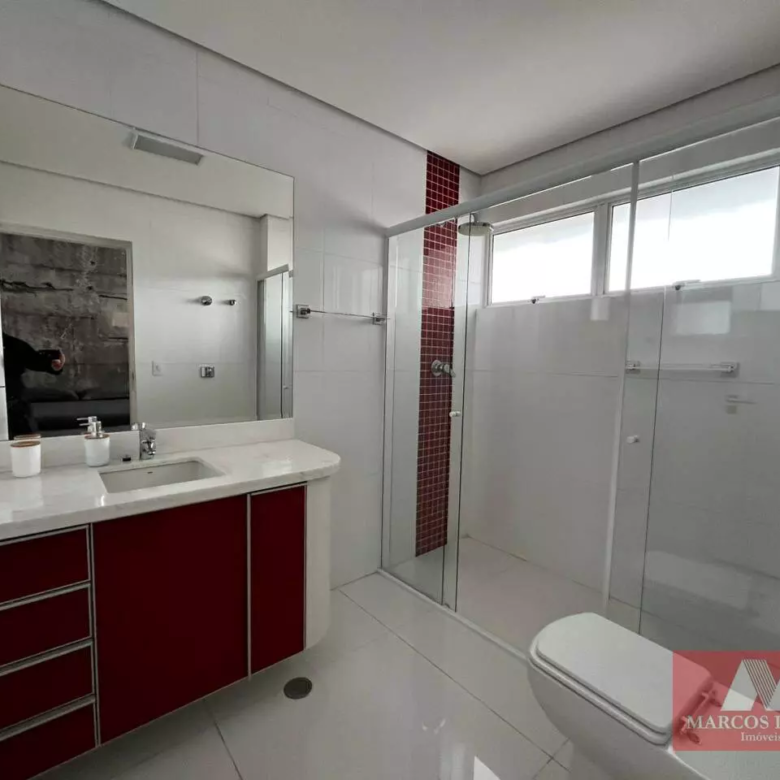 Apartamento mobiliado com 2 quartos, 185 m², à venda por R$ 1.950.000